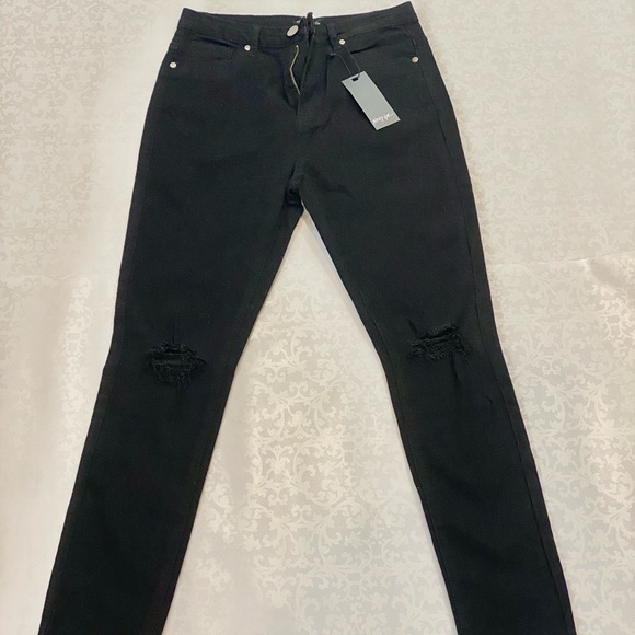 Nasty Gal Black Distressed Skinny Jeans - Picture 4 of 7